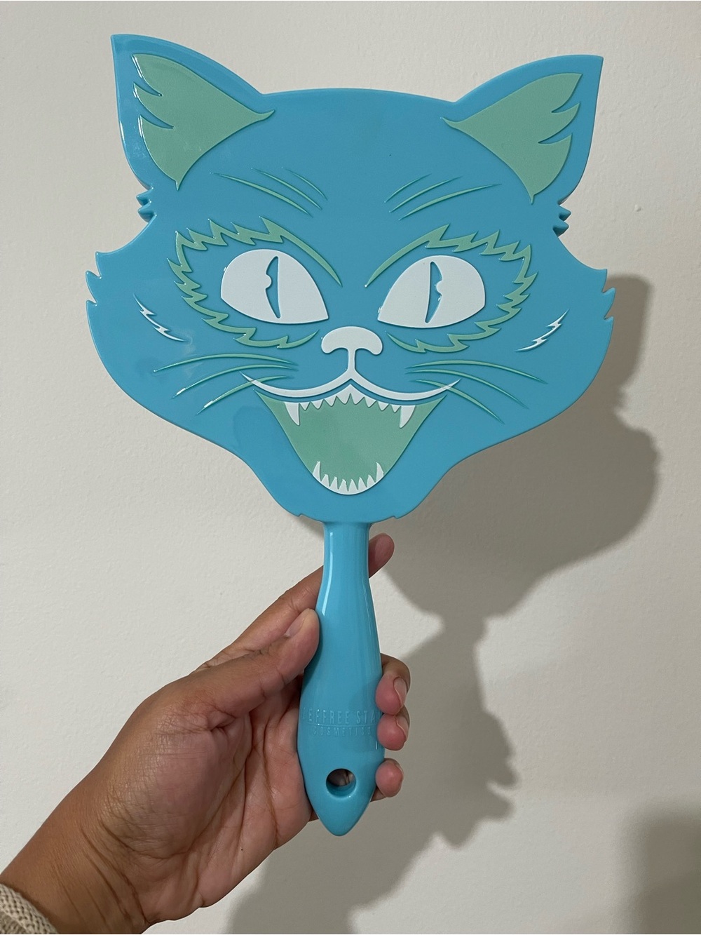 Jeffree Star Cat-Shaped hand mirror